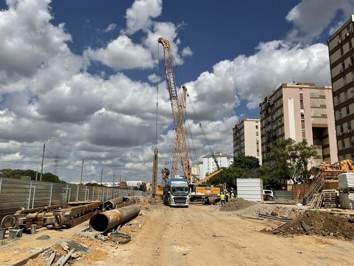 Obras del tramo norte de la línea tres del metro