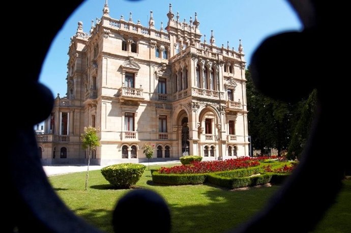 Archivo - Arabako Arte Ederren Museoa.