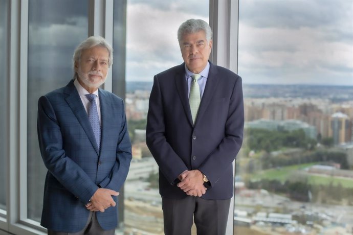 Archivo - Luis Amodio i Mauricio Amodio, president i conseller dominical d'OHL