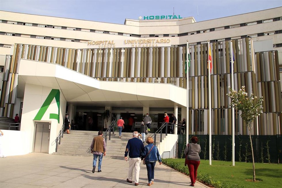 Archivo - Fachada del Hospital Macarena en foto de archivo.