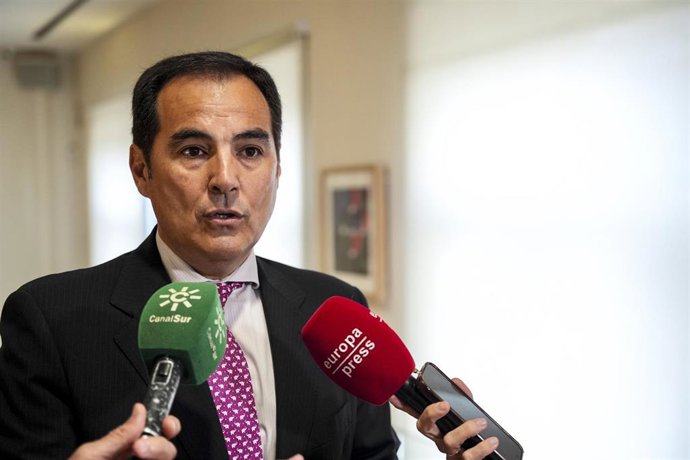 El consejero de Justicia, Administración Local y Función Pública, José Antonio Nieto