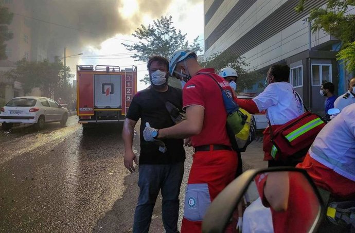 Trabalhadores do Crescente Vermelho Iraniano (arquivo)
