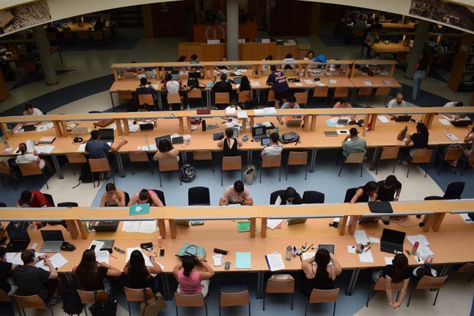 Estudiantes de la UAL en una imagen de archivo