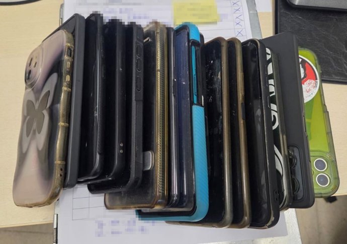 Tres detenidos por robar 17 móviles en la Patum de Berga (Barcelona)