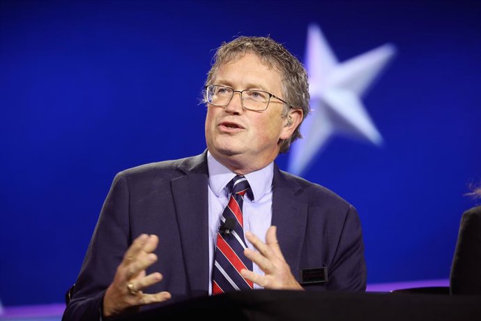 Archivo - Arquivo - 13 de julho de 2024, Las Vegas, Nevada, EUA: O congressista THOMAS MASSIE fala no debate presidencial Free & Equal no 2024 FreedomFest no Caesars Forum Conference Center em Las Vegas, Nevada.