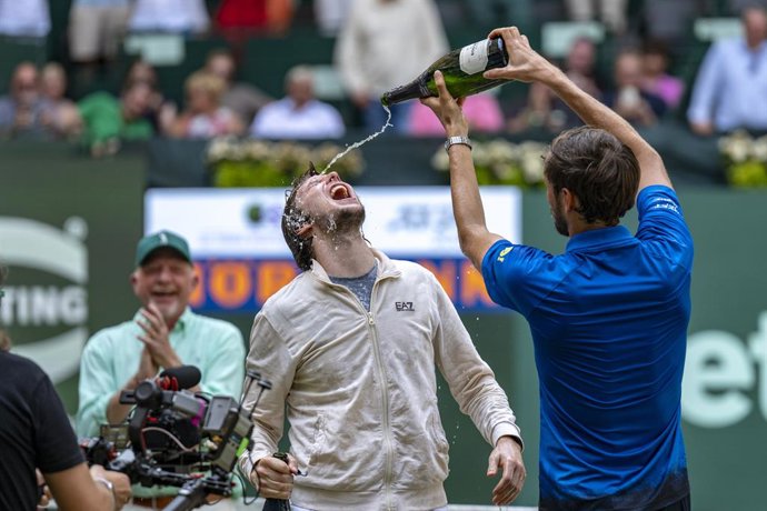 Alexander Bublik y Daniil Medvedev, torneo de Halle
