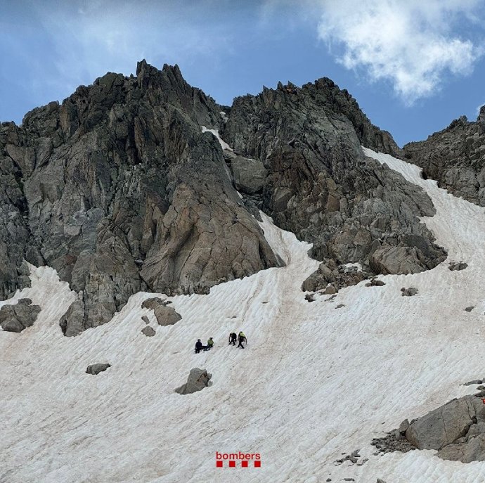 Rescatan a una excursionista herida leve en la Vall de Boí (Lleida)