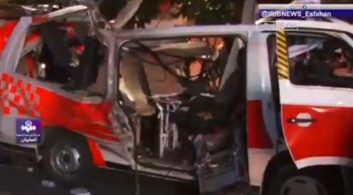 Una ambulancia bombardeada por un dron en Irán