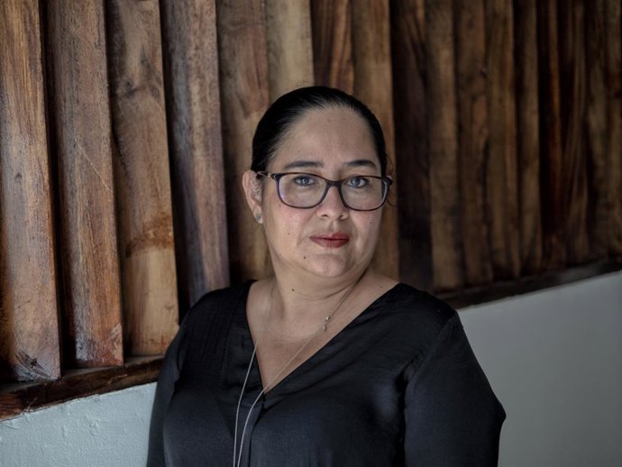 Archivo - February 14, 2022, San Salvador, San Salvador, El Salvador: Central America - El Salvador, capital city San Salvador:  Ruth Lopez poses for a portrait, she leads the anti-corruption and justice unit for the organization for the San Salvador-base