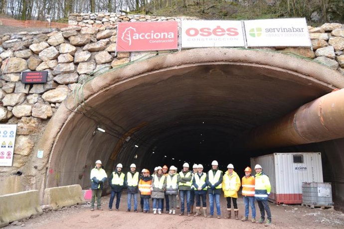 Archivo - Visita a las obras del túnel.