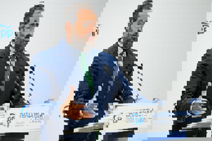 El presidente del PP en C-LM, Paco Núñez, en rueda de prensa en la sede del partido.