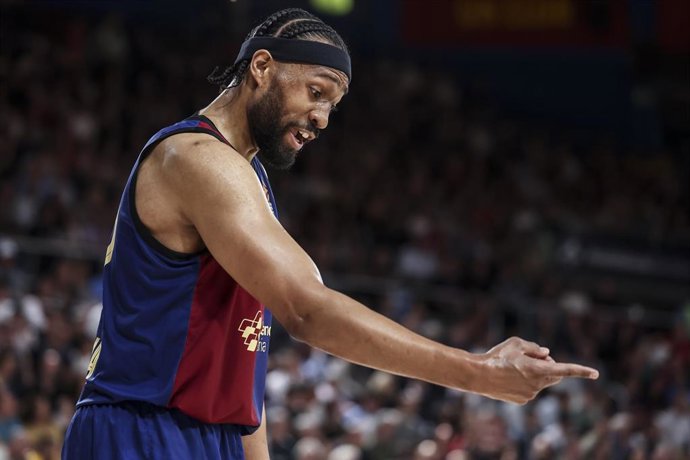 Archivo - Jabari Parker of FC Barcelona gestures during the Turkish Airlines Euroleague, Play Offs match 4 between FC Barcelona and AS Monaco at Palau Blaugrana on May 02, 2025 in Barcelona, Spain.