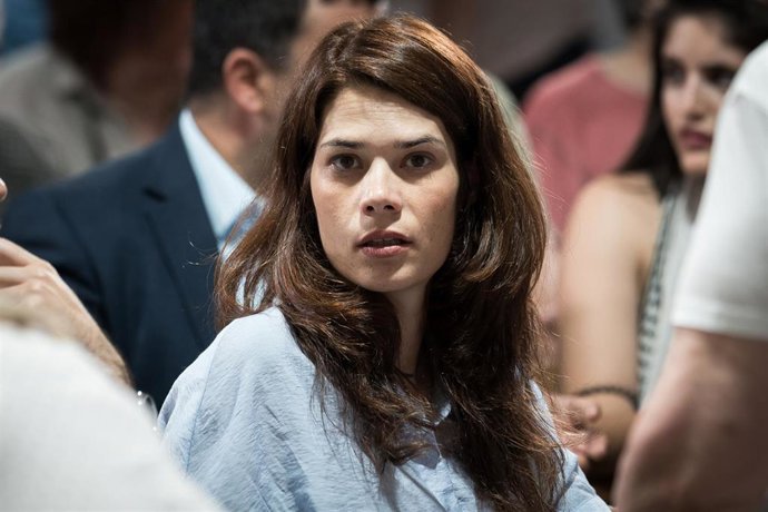 La eurodiputada y portavoz de Podemos, Isa Serra, durante el acto ‘A la guerra, que vayan ellos’ organizado por Podemos y el grupo The Left en el Parlamento Europeo, en el Espacio Próxima Estación, a 19 de junio de 2025, en Madrid (España). Esta convocato