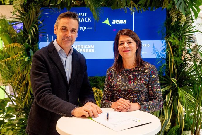Archivo - American Express renueva su acuerdo con Aena.
