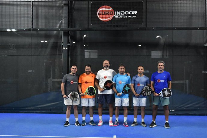 Equipación oficial Euroindoor para el equipo técnico de StarVie