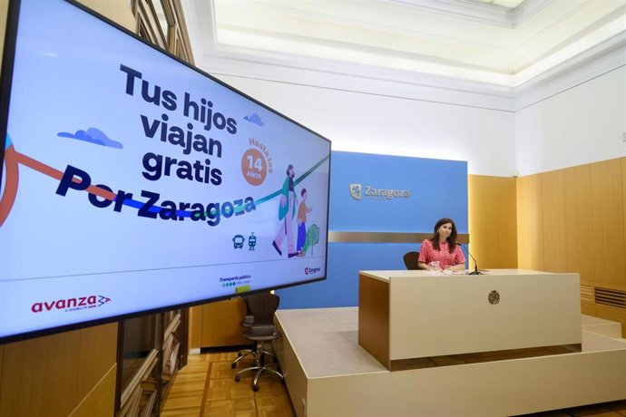 La consejera municipal de Medio Ambiente y Movilidad, Tatiana Gaudes, en rueda de prensa.