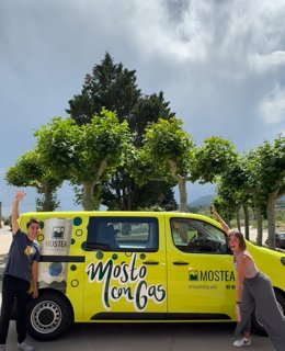 Nace el refresco cien por cien riojano 'Mostea' que revoluciona la uva sin una gota de alcohol; Mosto con gas y nada más