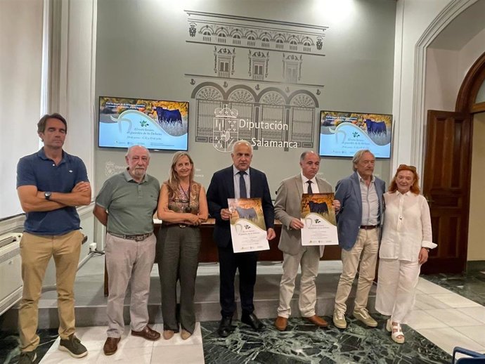 Presentación del programa 'El toro bravo. El guardés de la dehesa', de la Diputación de Salamanca.