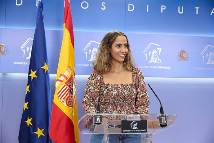 La diputada de Sumar Tesh Sidi en el Congreso de los Diputados, a 17 de junio de 2025, en Madrid (España).