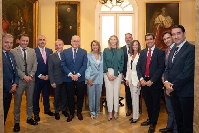 Osés resalta el "éxito" del modelo riojano de vivienda "frente a los efectos lesivos" de la Ley Estatal