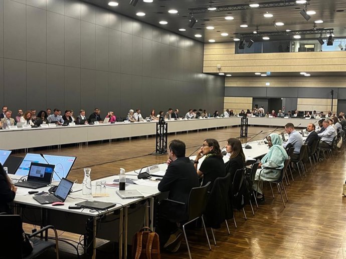 Un instante de la reunión celebrada en Bonn.