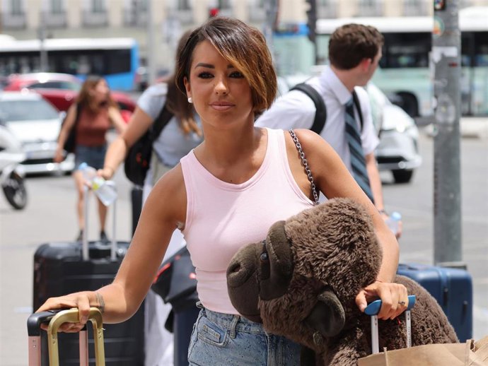 Anita Williams llega a la estación de Atocha para coger un tren y regresar junto a su hijo