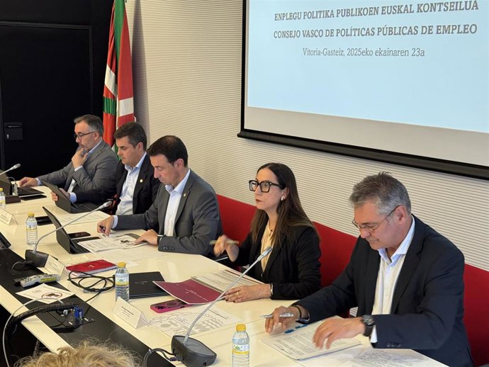 El Consejo Vasco de Políticas Públicas de Empleo (CVPPE) ha aprobado este lunes su reglamento de funcionamiento en una sesión, celebrada en Vitoria-Gasteiz,