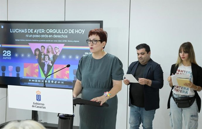 La consejera de Bienestar Social del Gobierno de Canarias, Candelaria Delgado, en la presentación de la campaña institucional por el 'Día Internacional del Orgullo LGTBIQ+'