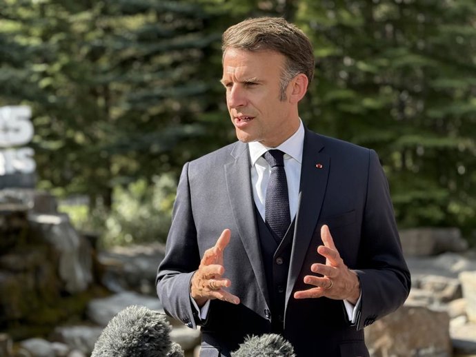 16 June 2025, Canada, Kananaskis: France's President Emmanuel Macron, speaks to the press during the G7 Leaders' Summit in Kananaskis. Photo: Ansgar Haase/dpa