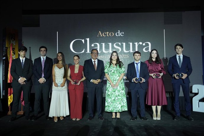 Acto de clausura del curso 2024/2025 del Instituto de Estudios Cajasol.