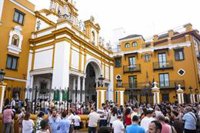 El obispo de Sevilla insta a los hermanos de la Macarena a unirse y perdonar: "rectificar es de sabios"