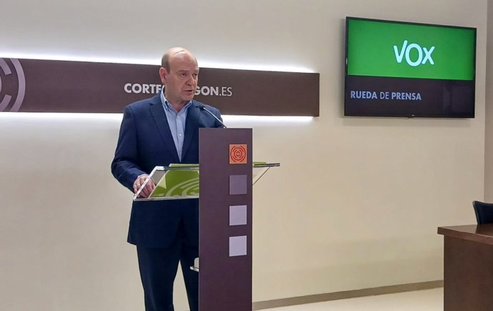 El portavoz adjunto de Vox en las Cortes de Aragón, Santiagto Morón.