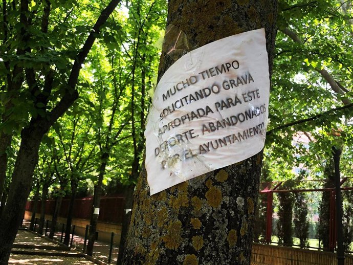 Por La Rioja alerta del "estado de abandono" de las pistas de petanca y la zona canina del Parque de Las Chiribitas