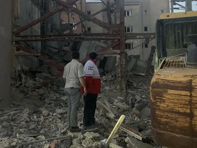 Danys després d'un atac de l'exèrcit d'Israel contra un edifici a la capital de l'Iran