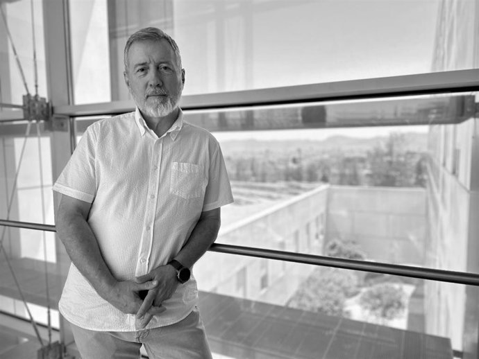 El catedrático de Psicobiología de la Universidad de Murcia (UMU), Juan Ramón Ordoñana