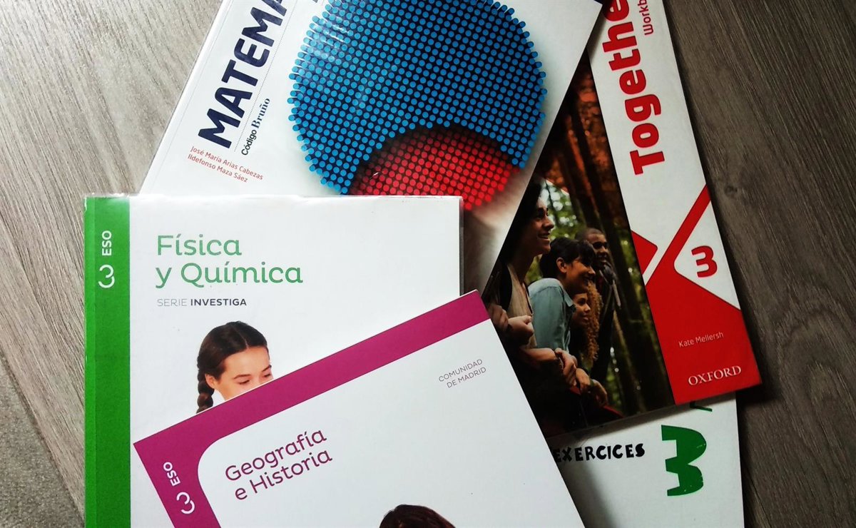 Alumnos con mayor acceso a libros impresos mejoran sus resultados en lectura, Matemáticas y ciencias, según un estudio