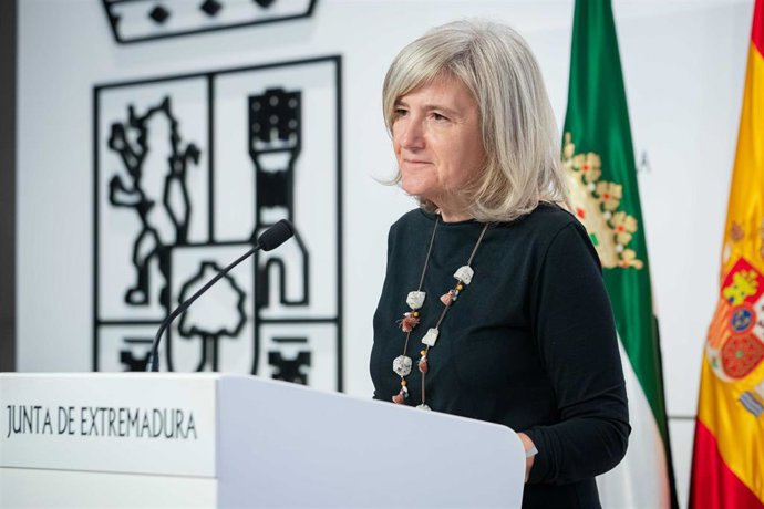 La portavoz de la Junta de Extremadura, Victoria Bazaga, en la rueda de prensa posterior a la reunión del Consejo de Gobierno