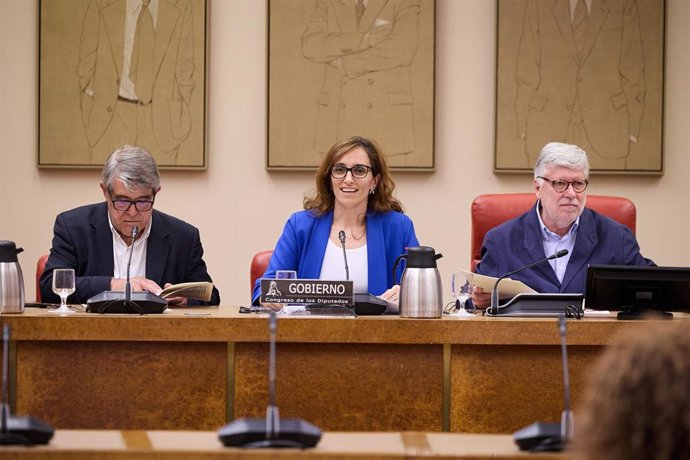 La ministra, Mónica García, comparece en la Comisión de Sanidad del Congreso de los Diputados.