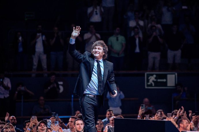 El presidente de Argentina, Javier Milei, interviene durante la última jornada del Madrid Economic Forum, en el Palacio de Vistalegre, a 8 de junio de 2025, en Madrid