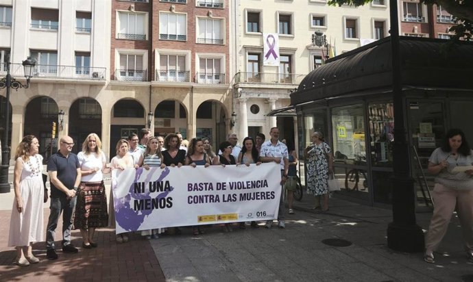 Logroño vuelve a clamar contra la violencia de género por la última víctima y a la espera de confirmar otras dos más