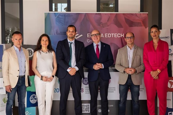 EDUCA EDTECH Group recibe la visita del rector de la UGR