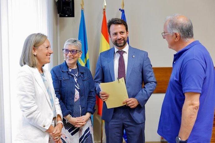 Álvaro Queipo, En El Centro