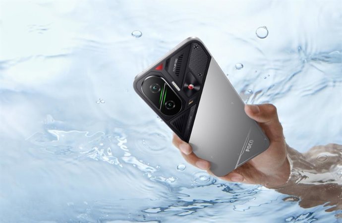 POCO F7 Cyber Silver Edition