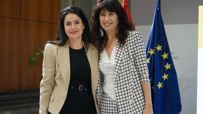 La ministra de Igualdad, Ana Redondo, junto a María Teresa Verdugo, nueva presidenta de la Autoridad Independiente para la Igualdad de Trato y la No Discriminación.