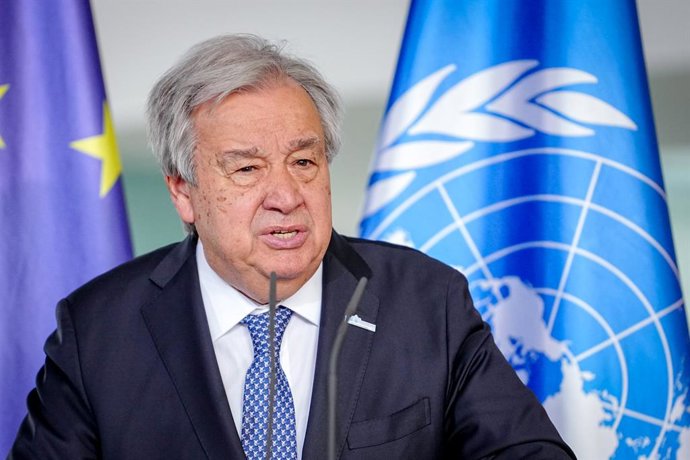 Archivo - 14 May 2025, Berlin: United Nations Secretary-General Antonio Guterres speaks during a joint press conference with German Chancellor Friedrich Merz (not pictured) at the German Chancellery in Berlin. Photo: Kay Nietfeld/dpa