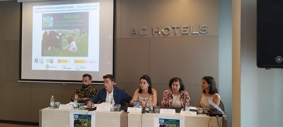 Jornada en Oviedo de Juventudes Agrarias de COAG