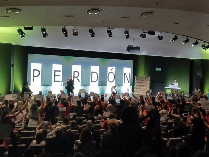 Acte de perdó a les supervivents del Patronat de Protecció a la Dona, organitzat per la CONFER.