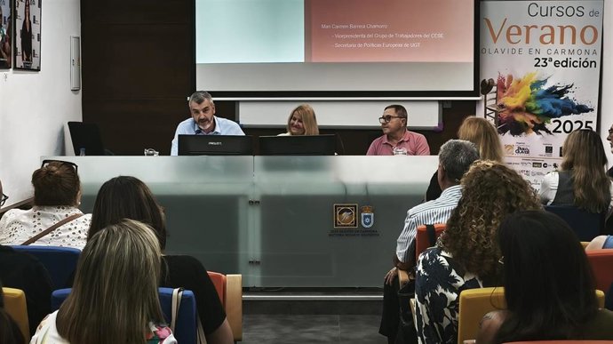 Curso organizado por UGT impartido en la UPO.