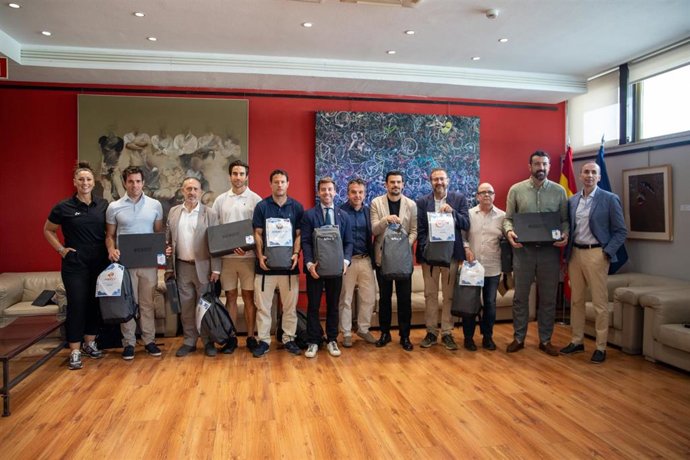 Diez federaciones deportivas españolas ya tienen su traje inteligente