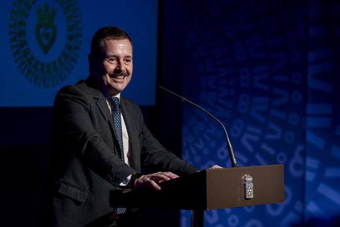 Archivo - El consejero de Cultura, Turismo y Deporte, Mariano de Paco Serrano, durante la clausura del acto de presentación 'Murcia: 1.200 Aniversario', en el Palacio de Linares, a 21 de enero de 2025, en Madrid (España). 